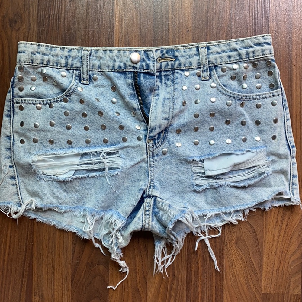 Studded Denim Jean shorts Medium Forever 21